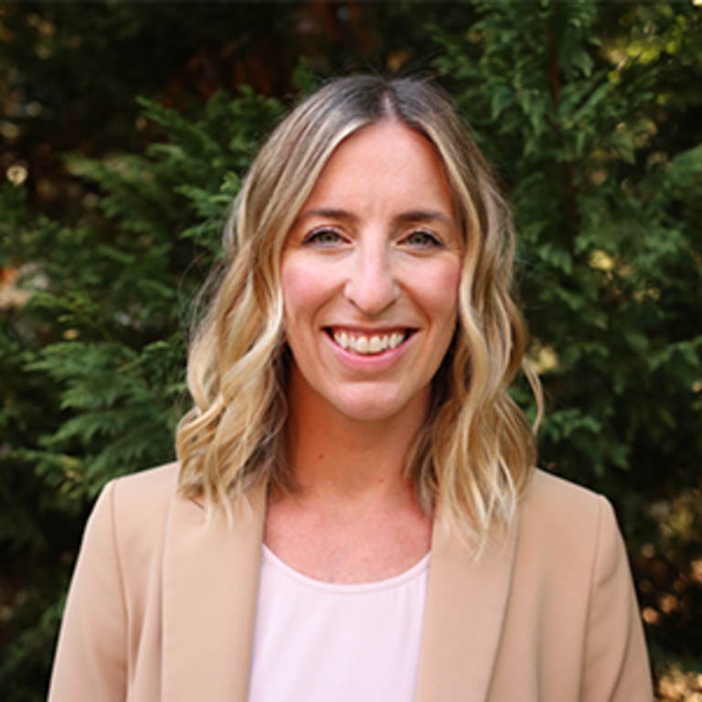 Headshot of Jill Thoele